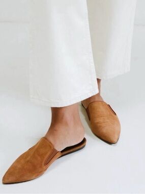 Jenni Kayne Pointed Backless Suede Mules in camel